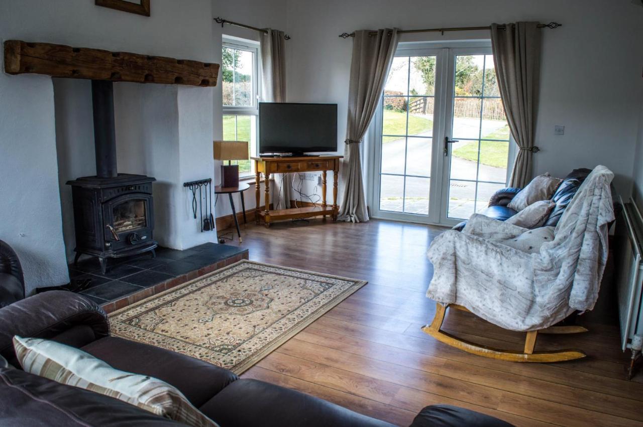 The Heights & Hollows Farmhouse, Saul, Downpatrick, Sleeps 14 Exterior photo